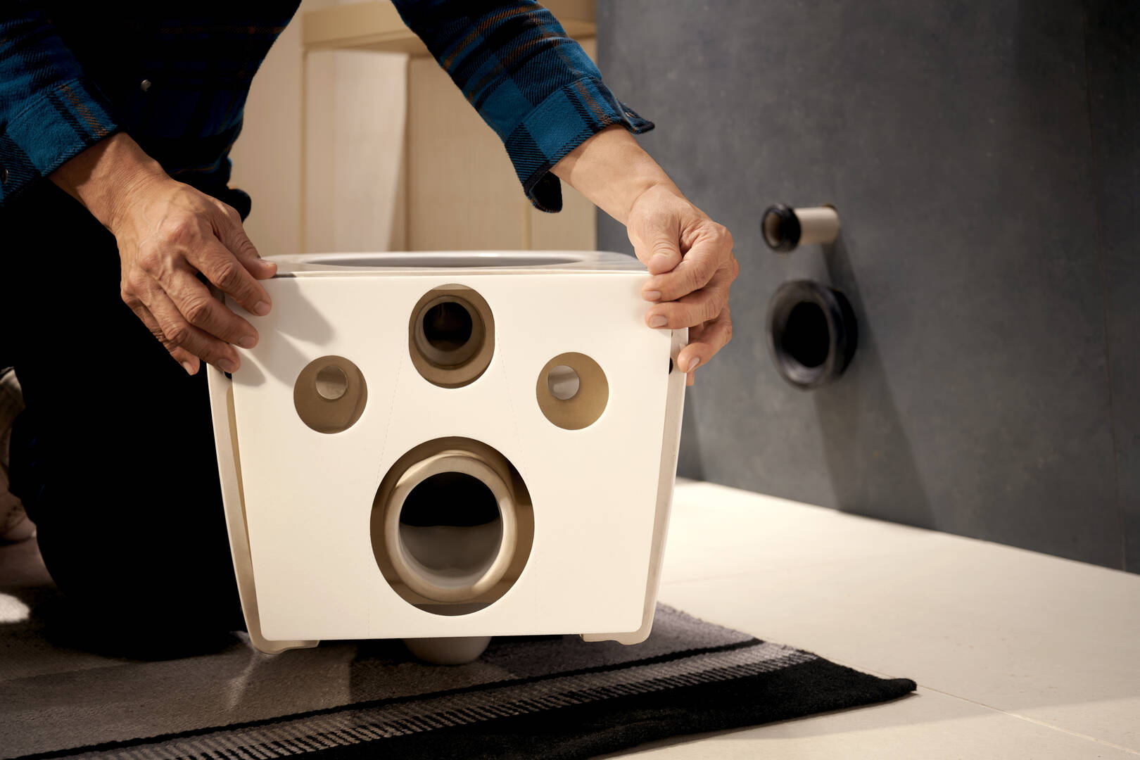 Közeli kép: WC-ülőke és fedél  SoftClose