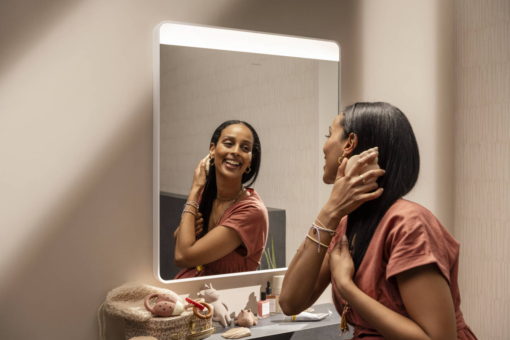 Close-up: Spiegel met horizontale LED-verlichting 600/30 IR-sensor 4