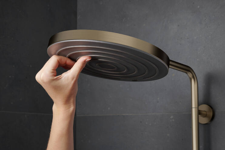 Close-up: Showerpipe 260 1jet EcoSmart med Ecostat Fine och handdusch 3jet 7