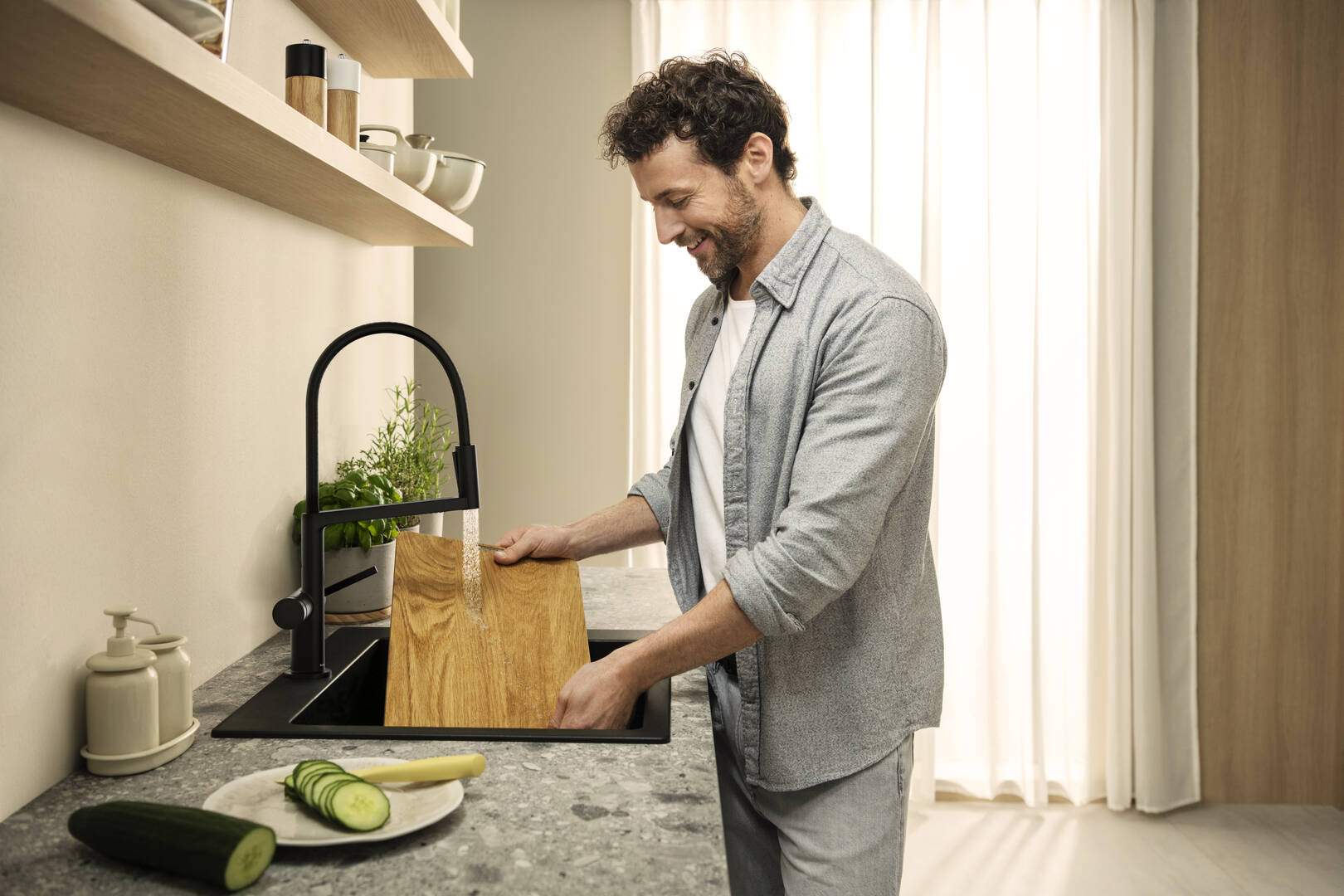 Fermer : Mitigeur de cuisine Semi-Pro  3 jets