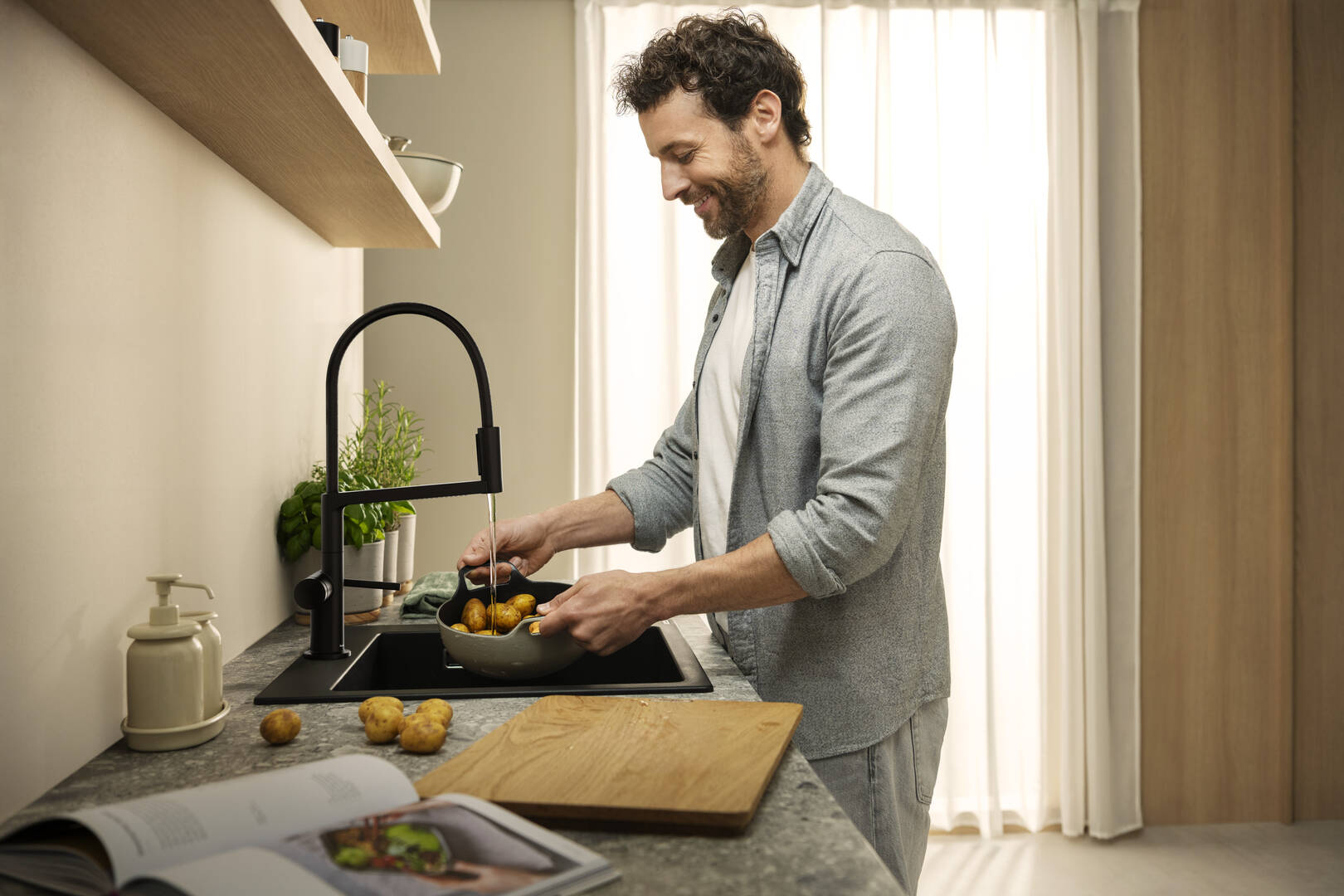 Fermer : Mitigeur de cuisine Semi-Pro  3 jets