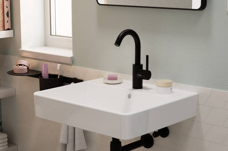 Close-Up: Einhebel-Waschtischmischer 210 CoolStart mit Schwenkauslauf und Zugstangen-Ablaufgarnitur 1