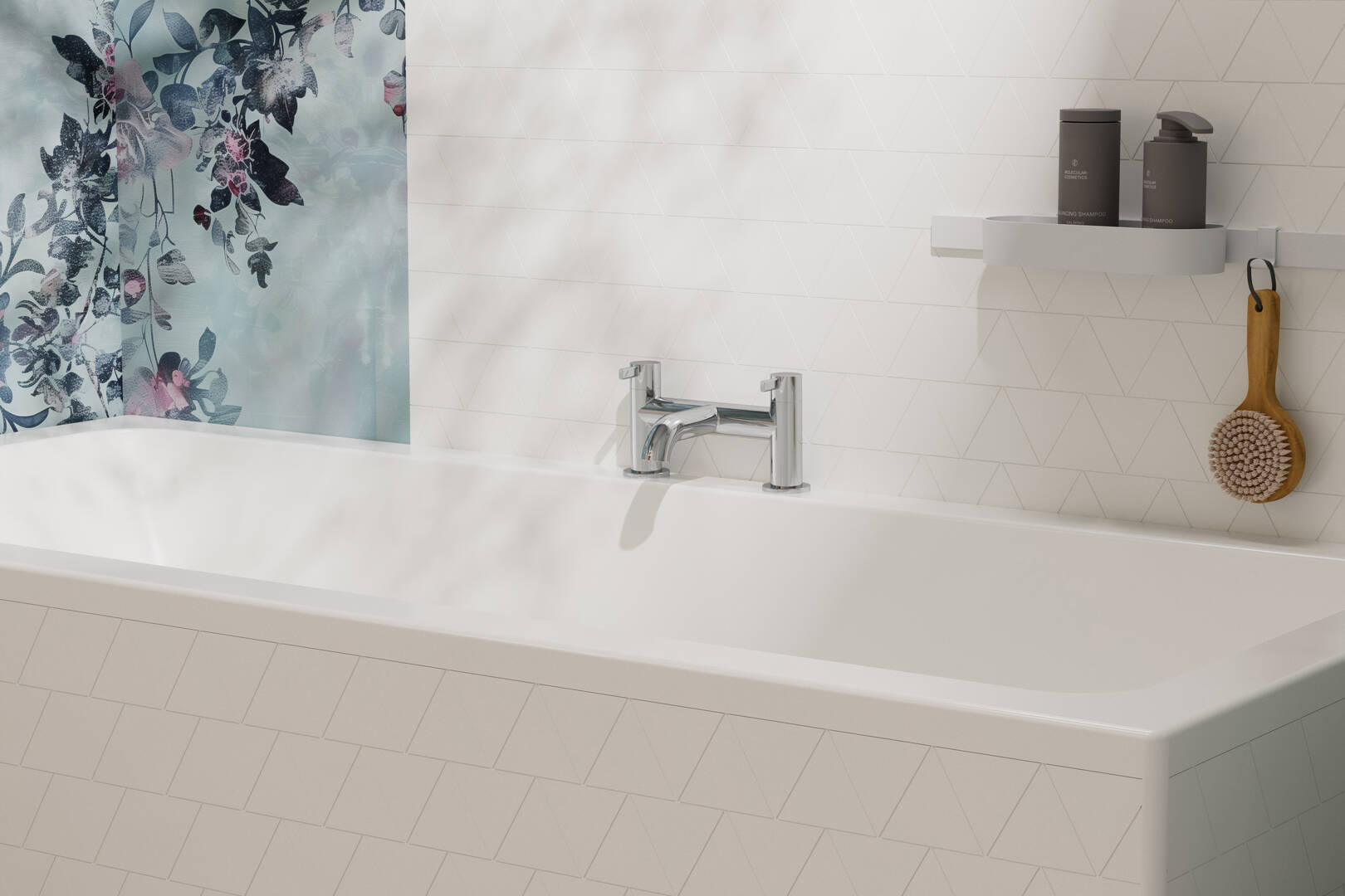 Close-up: 2-hole rim mounted bath mixer 1