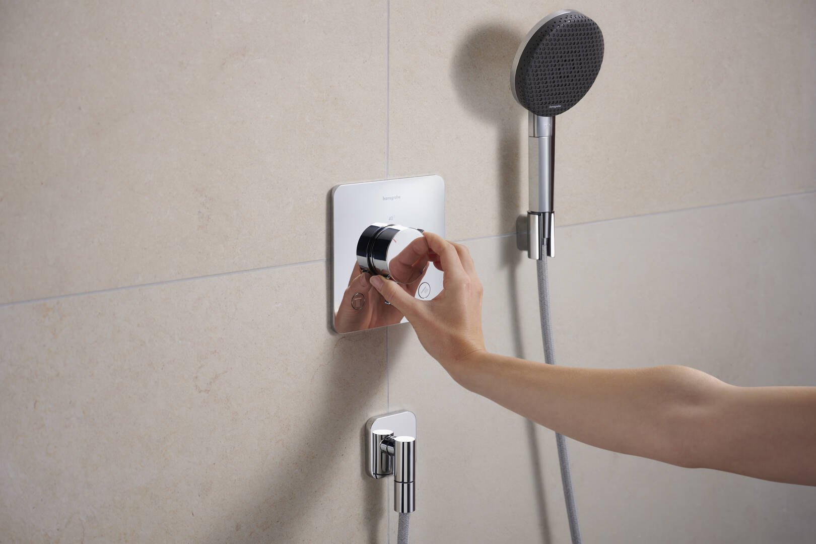 Close-up: Shower holder 15