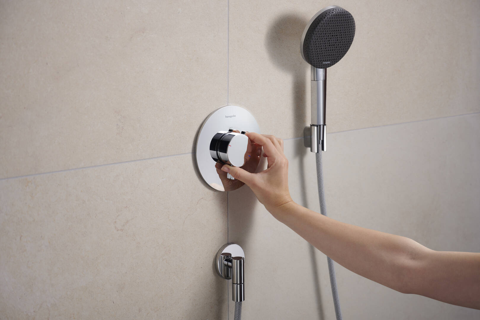 Close-up: Shower holder 23