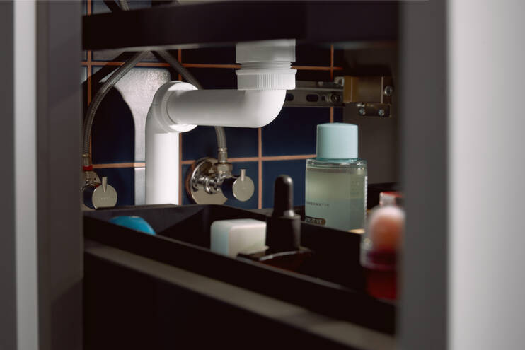 Close-up: Pladsbesparende vandlås til håndvask 50 mm 1