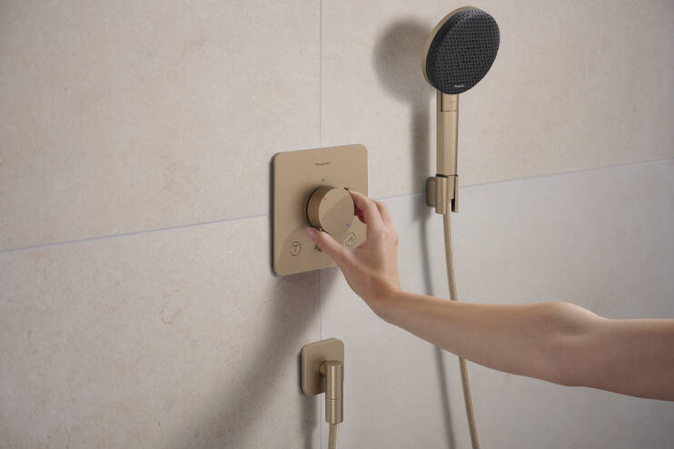 Close-up: Shower holder 7