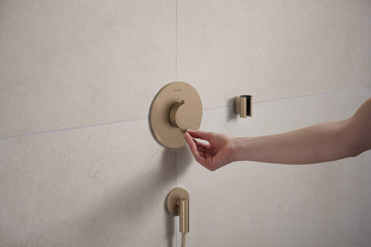 Close-Up: Termostat til innbygging med avsperring til 1 uttak 2