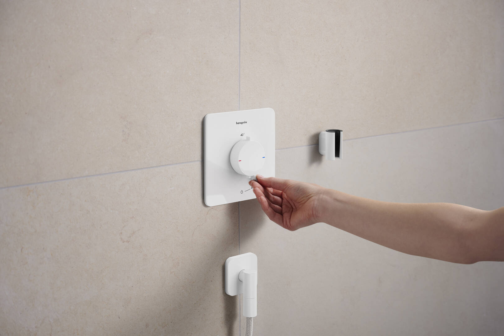 Close-up: Shower holder 11