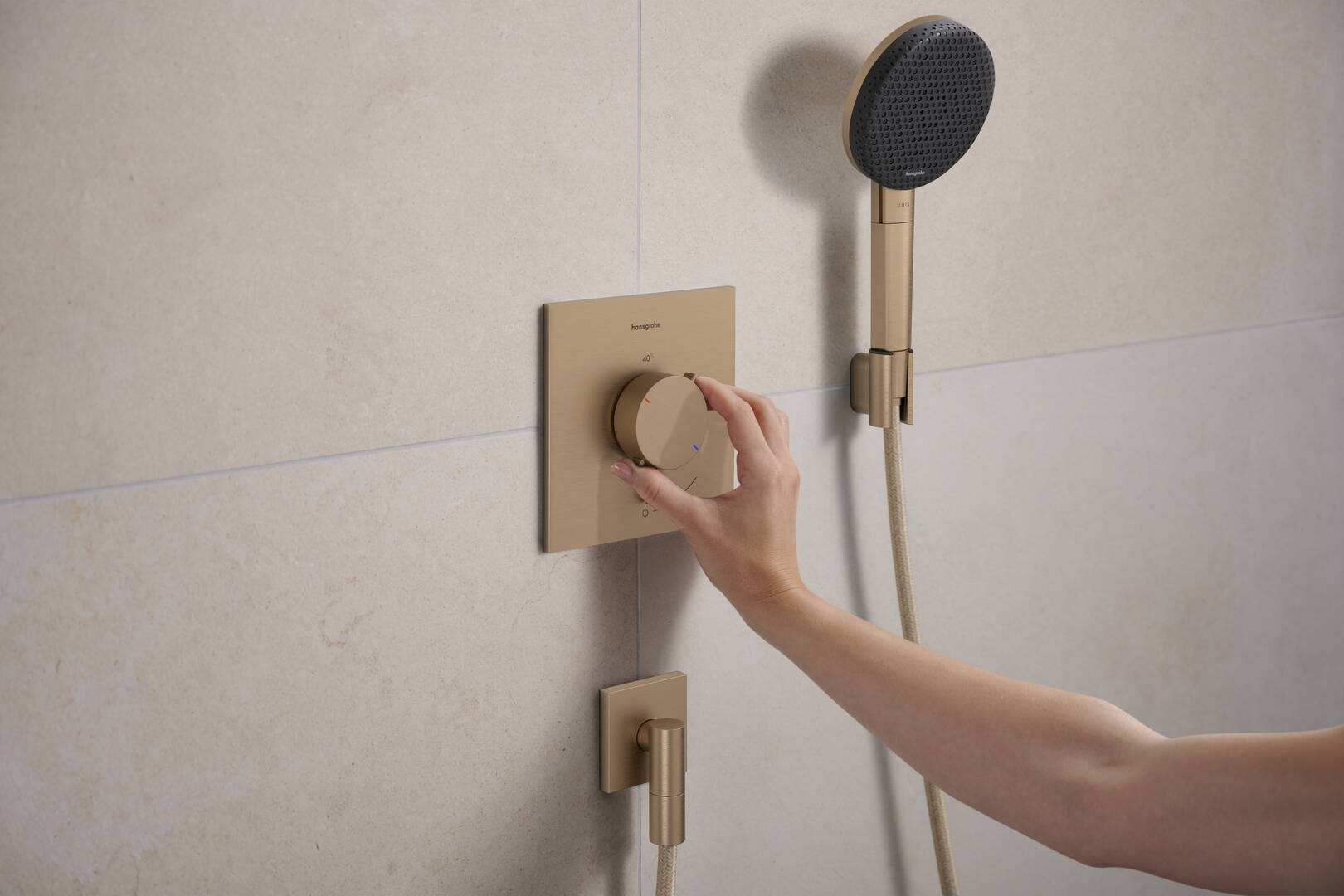 Close-up: Shower holder 12