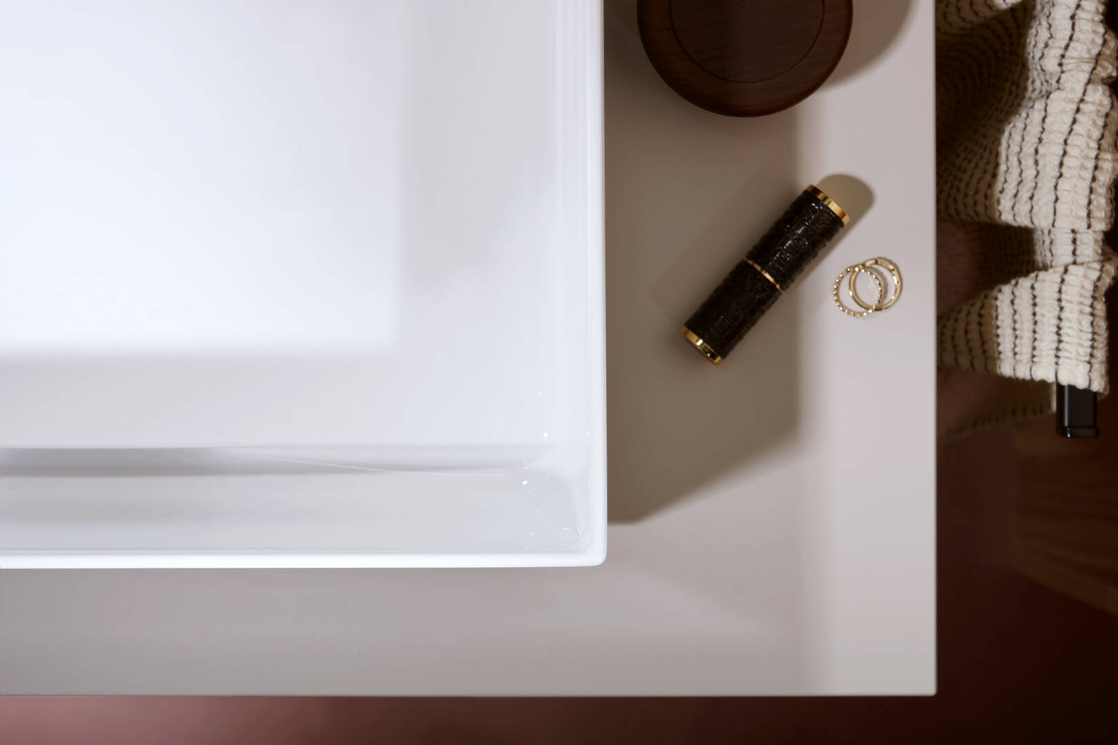 Close-Up: Bolleservant 650/400 uten kranhull og overløp 1