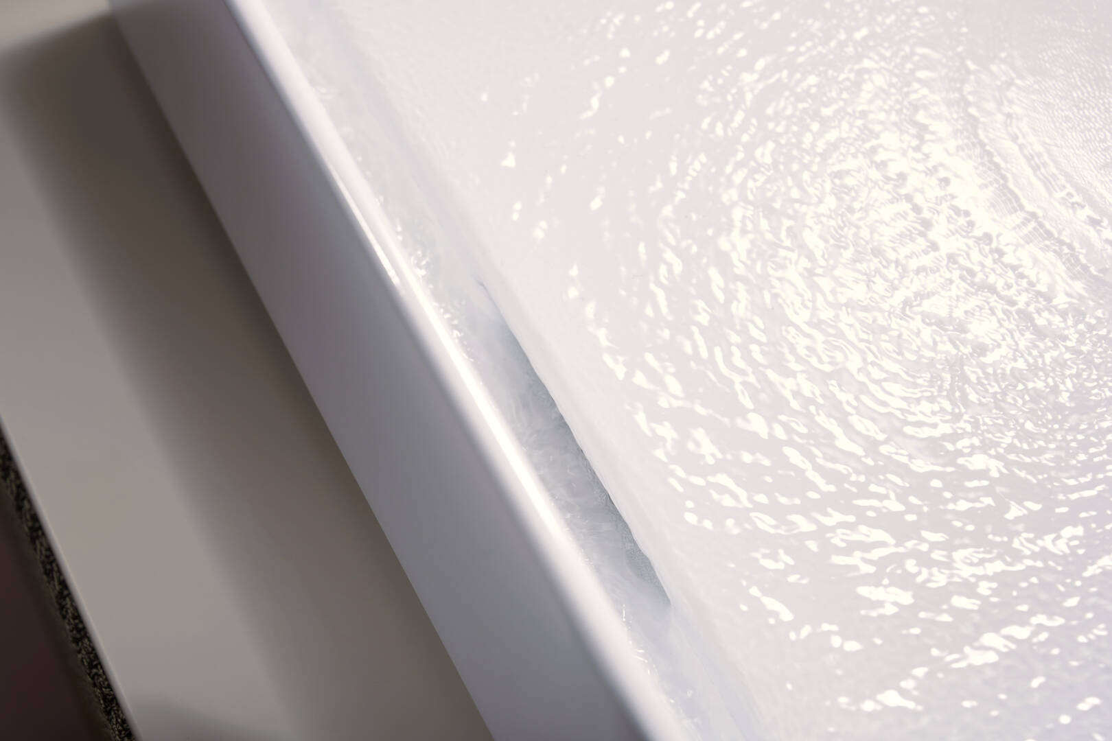 Close-Up: Bolleservant 650/400 uten kranhull og overløp 2