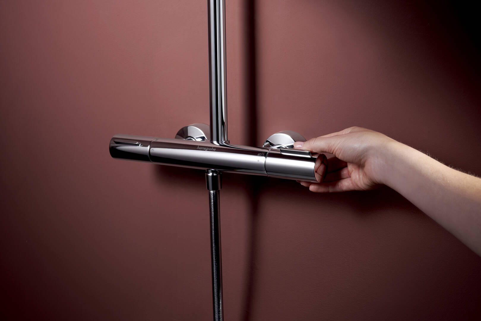 Close-up: Showerpipe 300 1jet EcoSmart med termostat 3