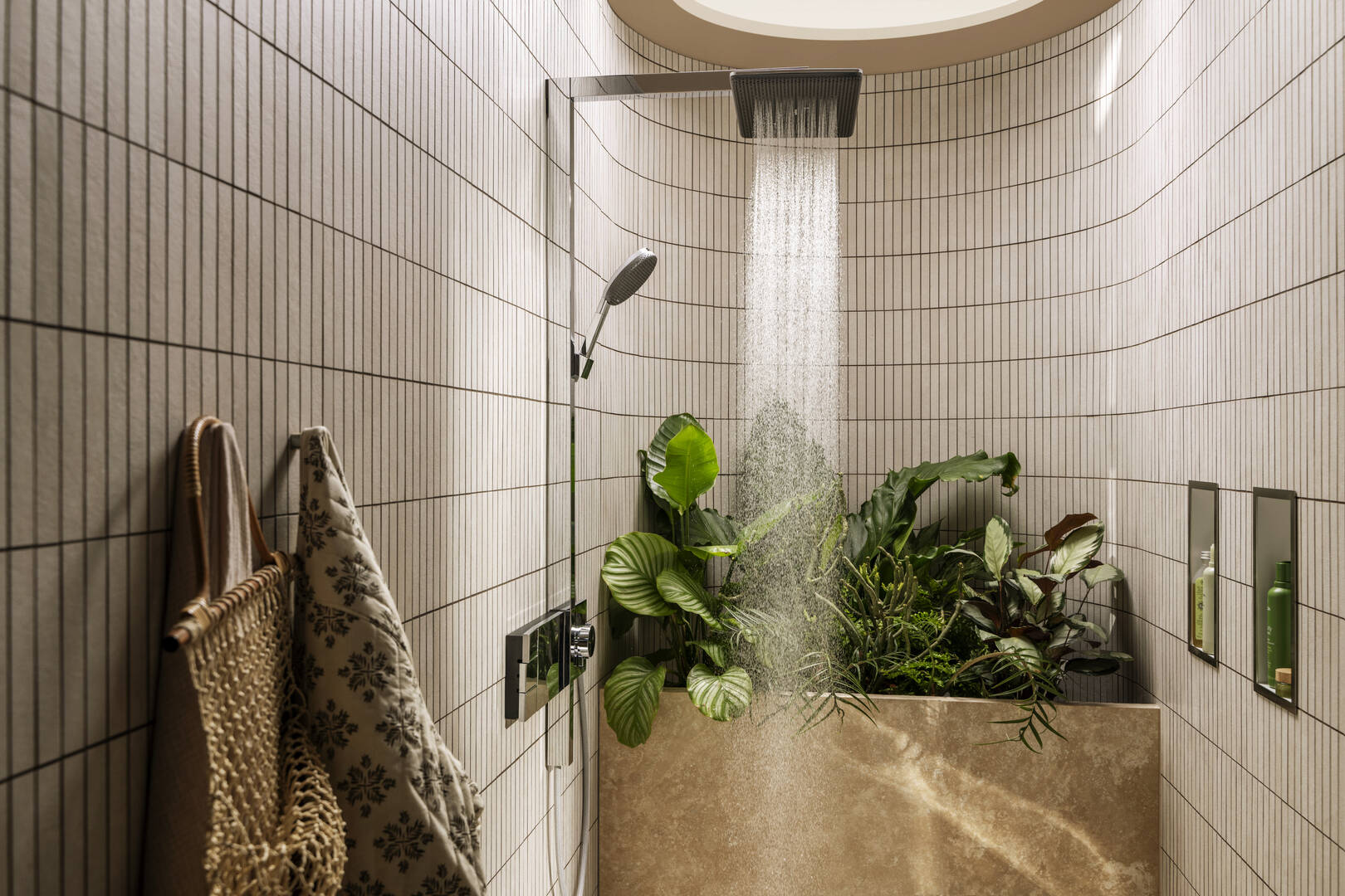 Close-Up: Showerpipe 210/340 2jet EcoSmart mit ShowerSelect Comfort 5