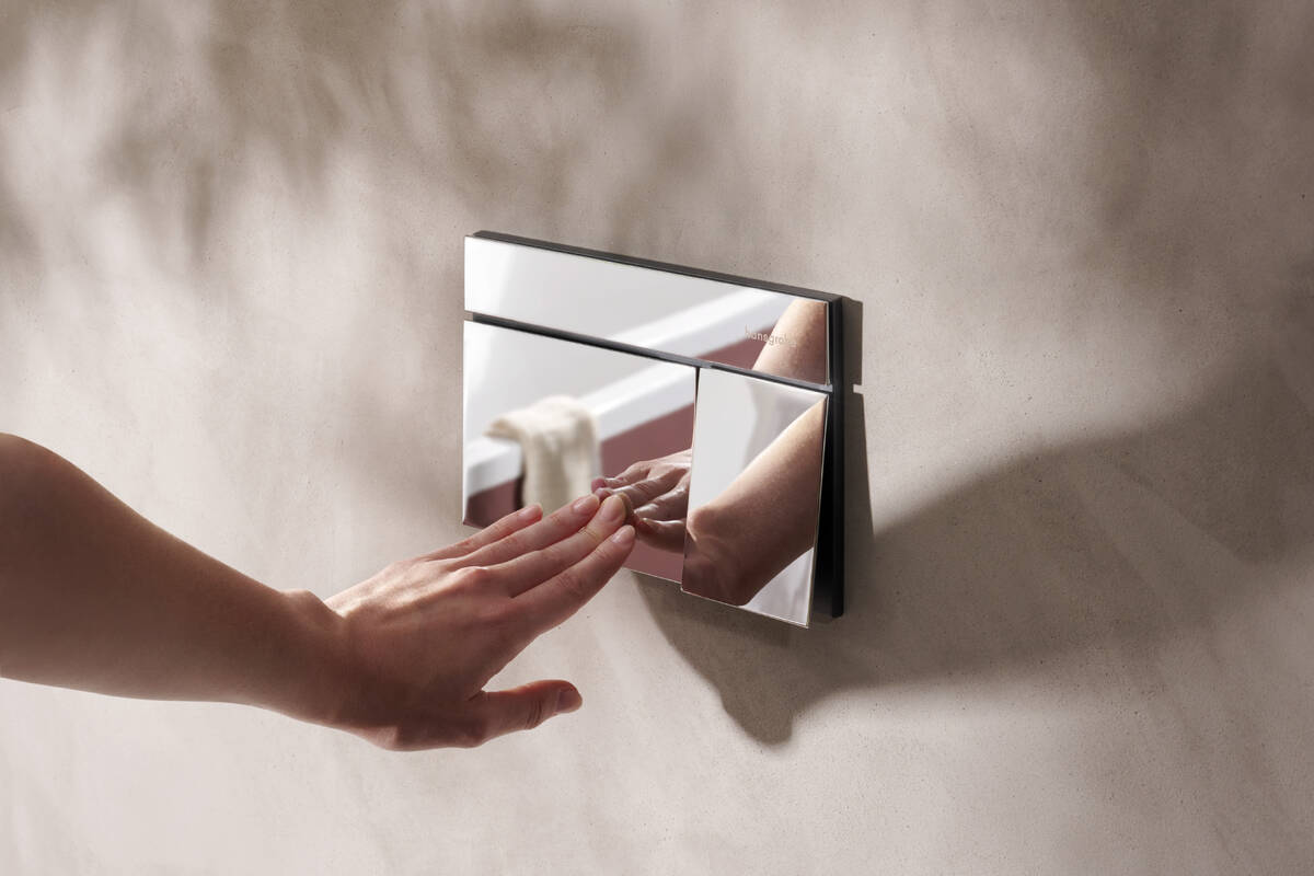 product.closeup.image.alt