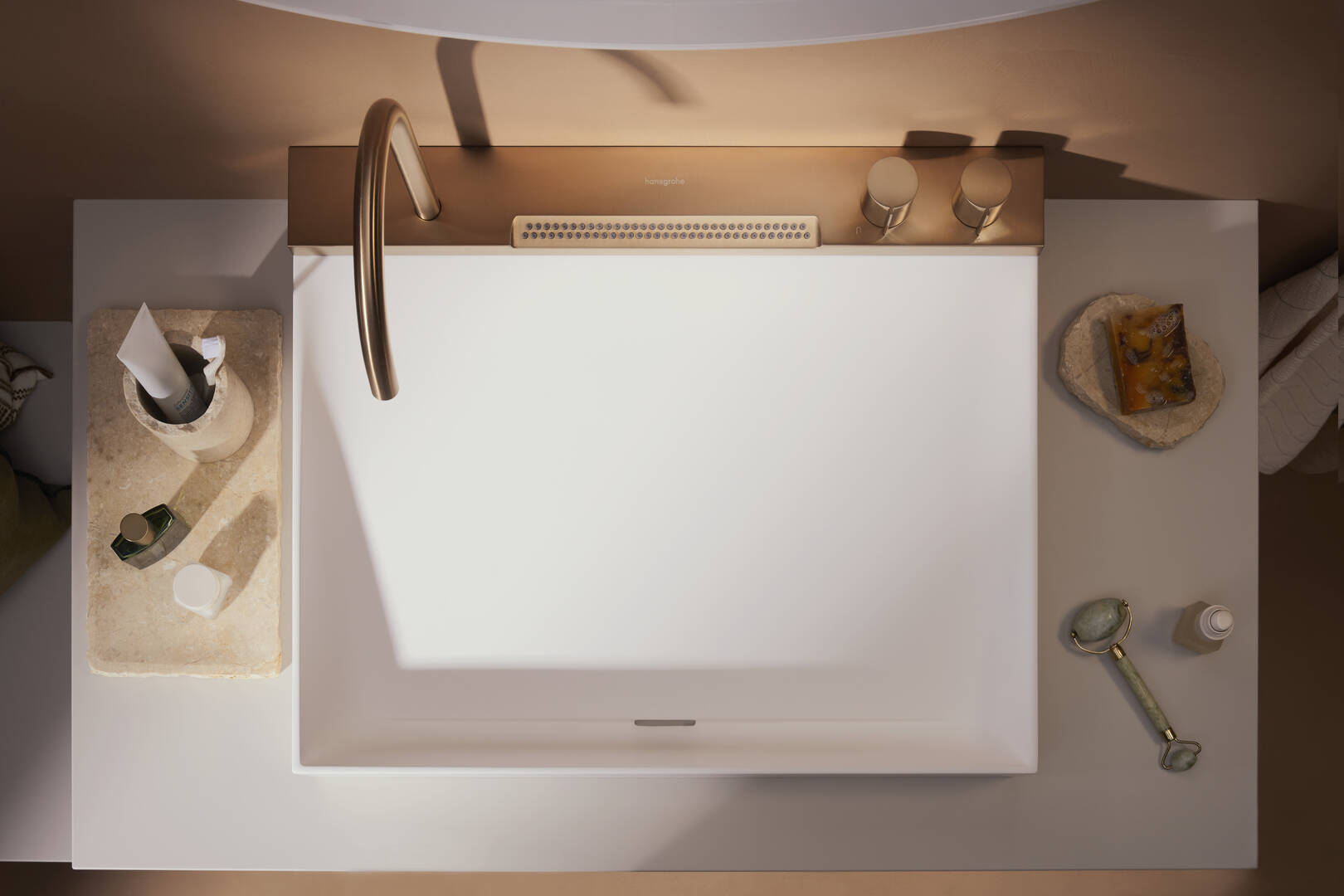 Close-Up: AquaUnit 580/475 9