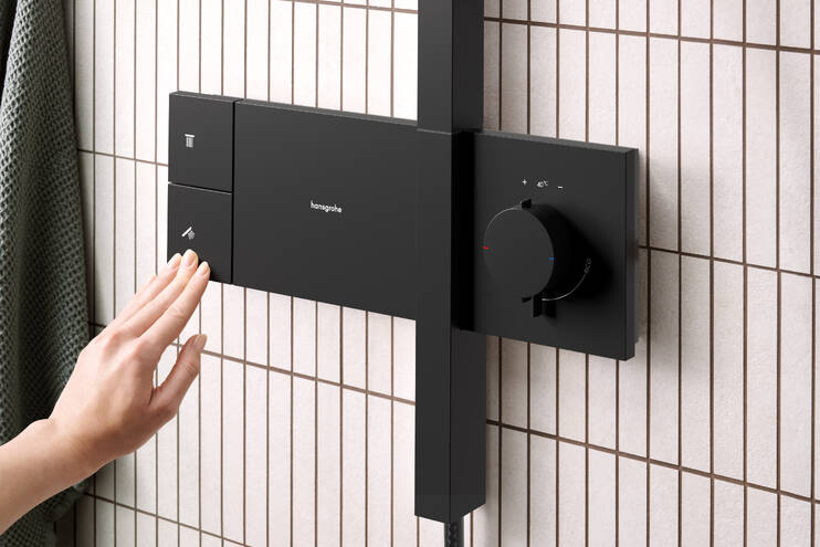 Close-up: Showerpipe 300 1jet with ShowerSelect Comfort 2