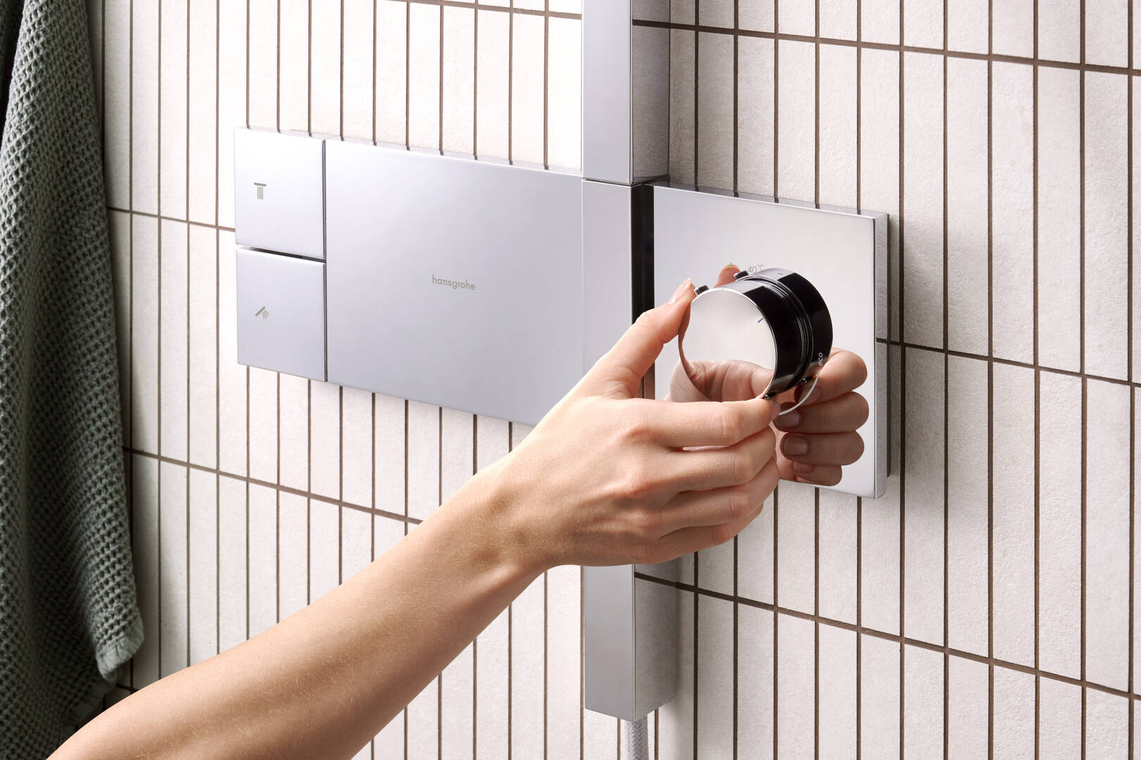 Close-up: Showerpipe 300 1jet met ShowerSelect Comfort 3