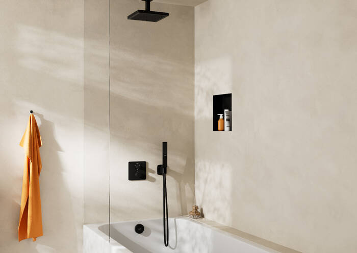 Close-up: Basic set for waste and overflow set for bathtubs 5