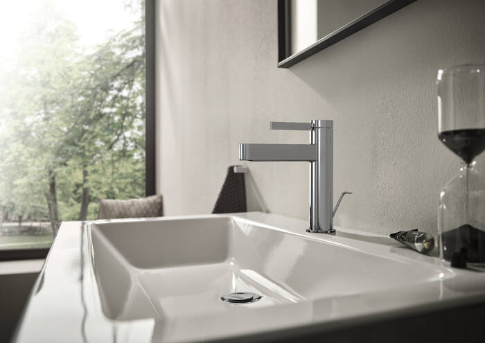 Detailný pohľad: Páková umývadlová batéria 110 s tiahlom a odtokovou súpravou 3