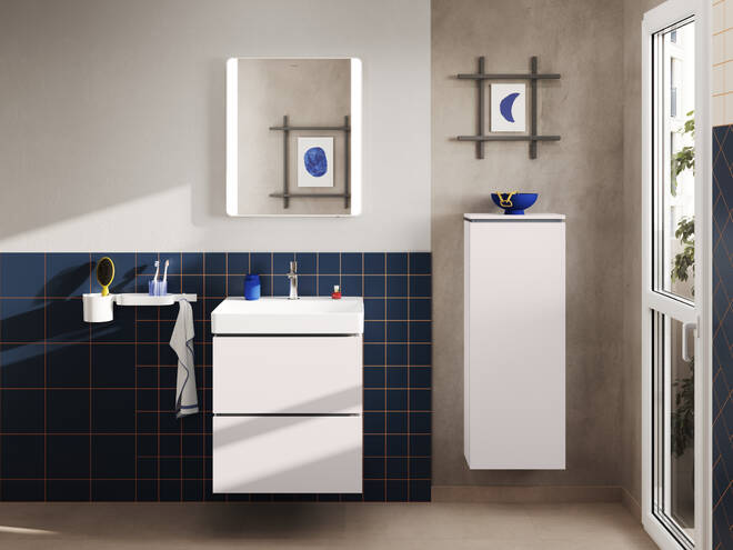 Close-up: Wash basin 600/480 with tap hole and without overflow  SmartClean