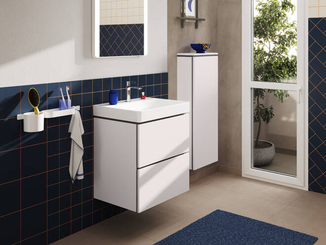 Close-up: Wash basin 600/480 with tap hole and without overflow  SmartClean