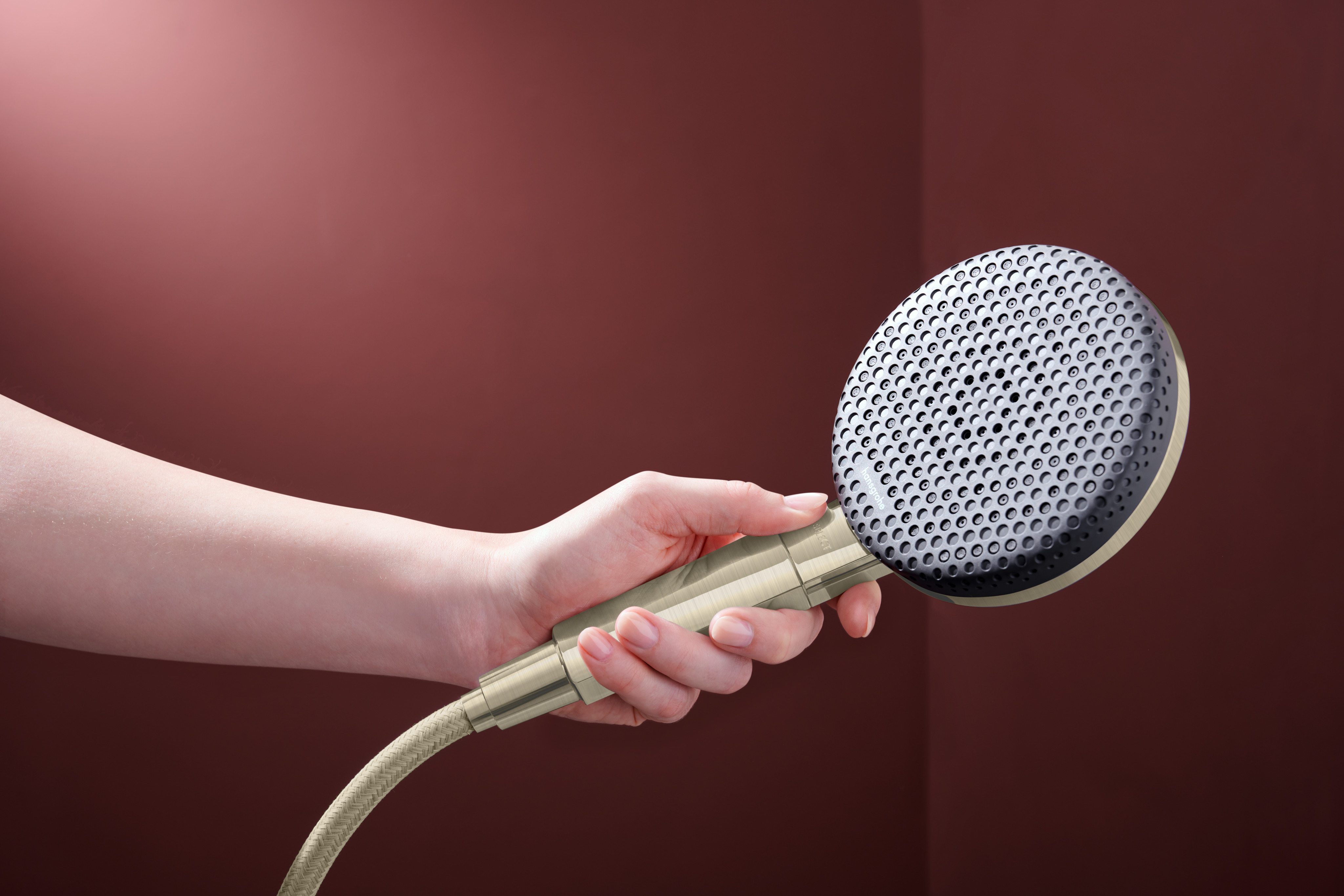 Close-up: Handshower 125 3-Jet  1.75 GPM