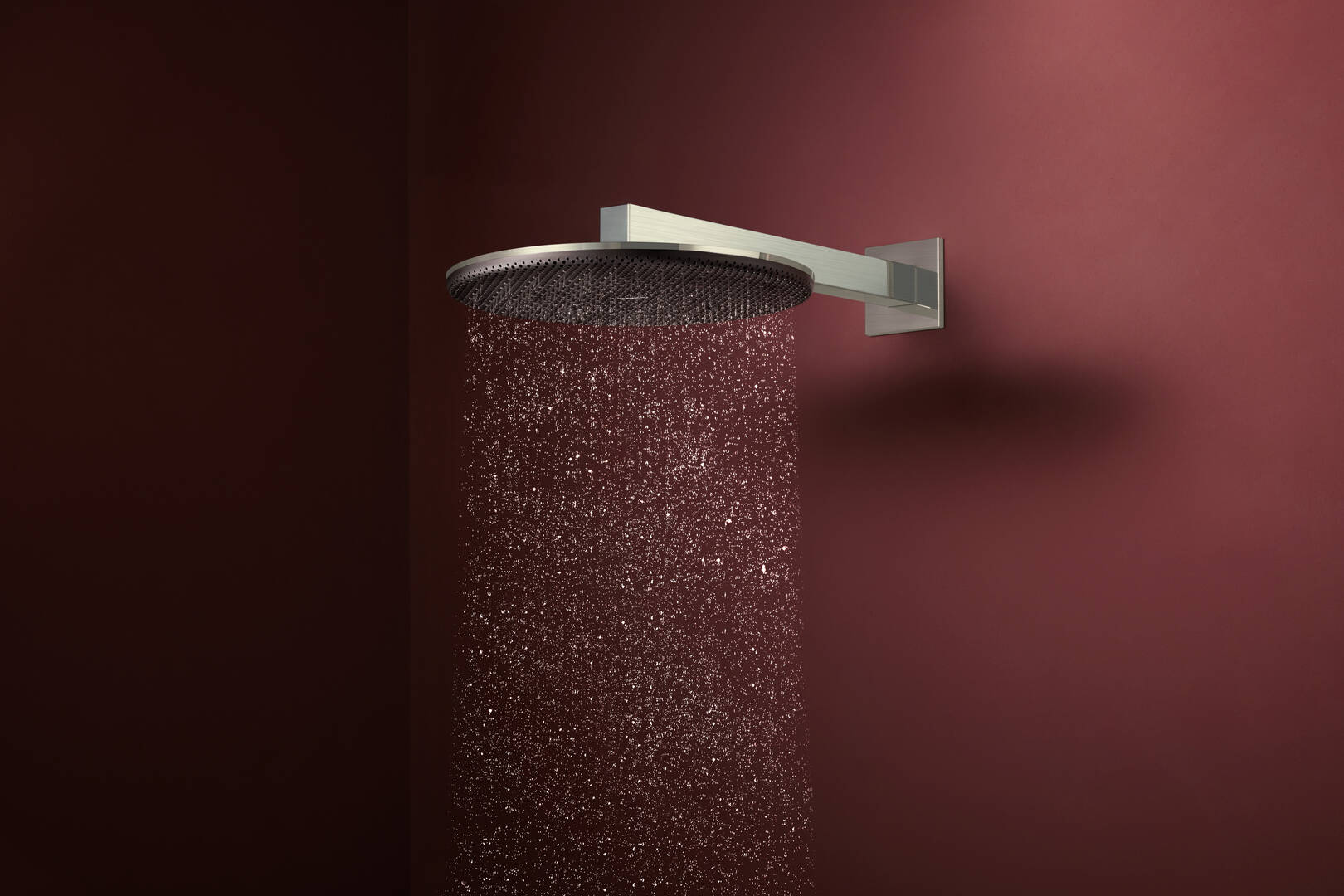 Close-up: Showerhead 300 2-Jet 1.75 GPM with shower arm 1
