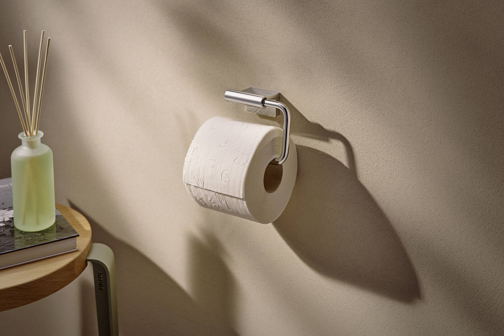 Close-Up: Papirholder 1