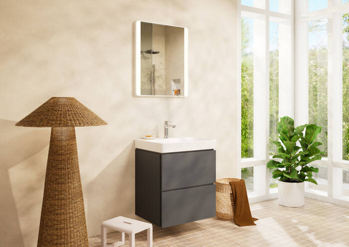 Close-up: Wash basin 600/480 with tap hole and without overflow  SmartClean