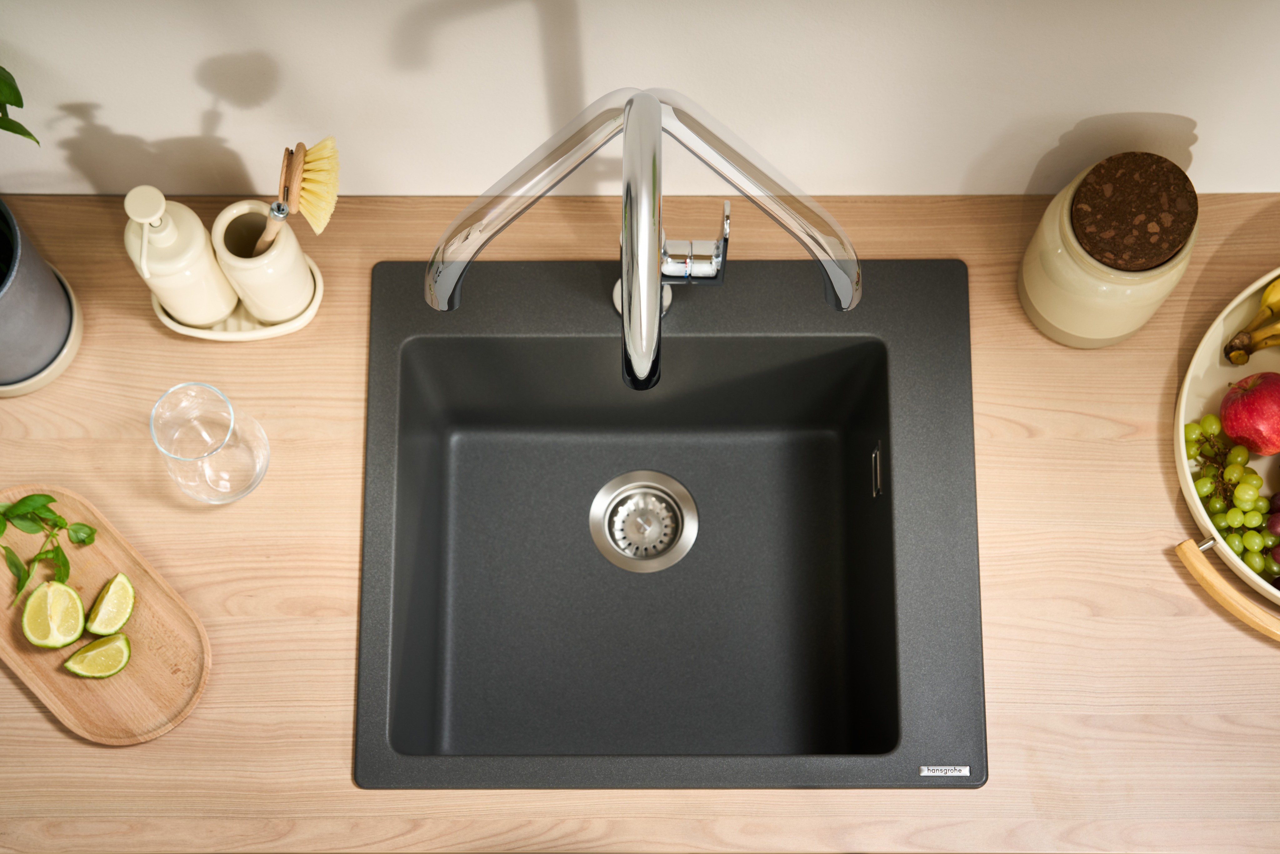 Close-up: 1-grepps köksblandare 260 5