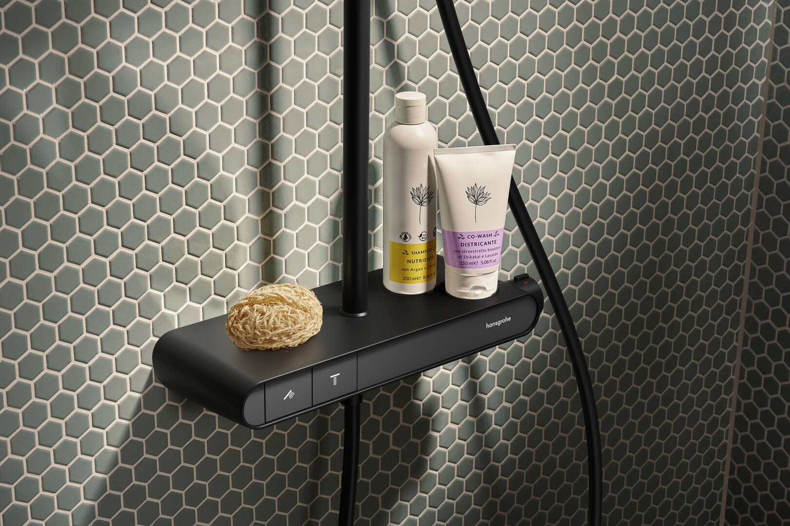 Primo piano: Showerpipe 240 1jet EcoSmart+ con ShowerTablet Select 360 Varia 14