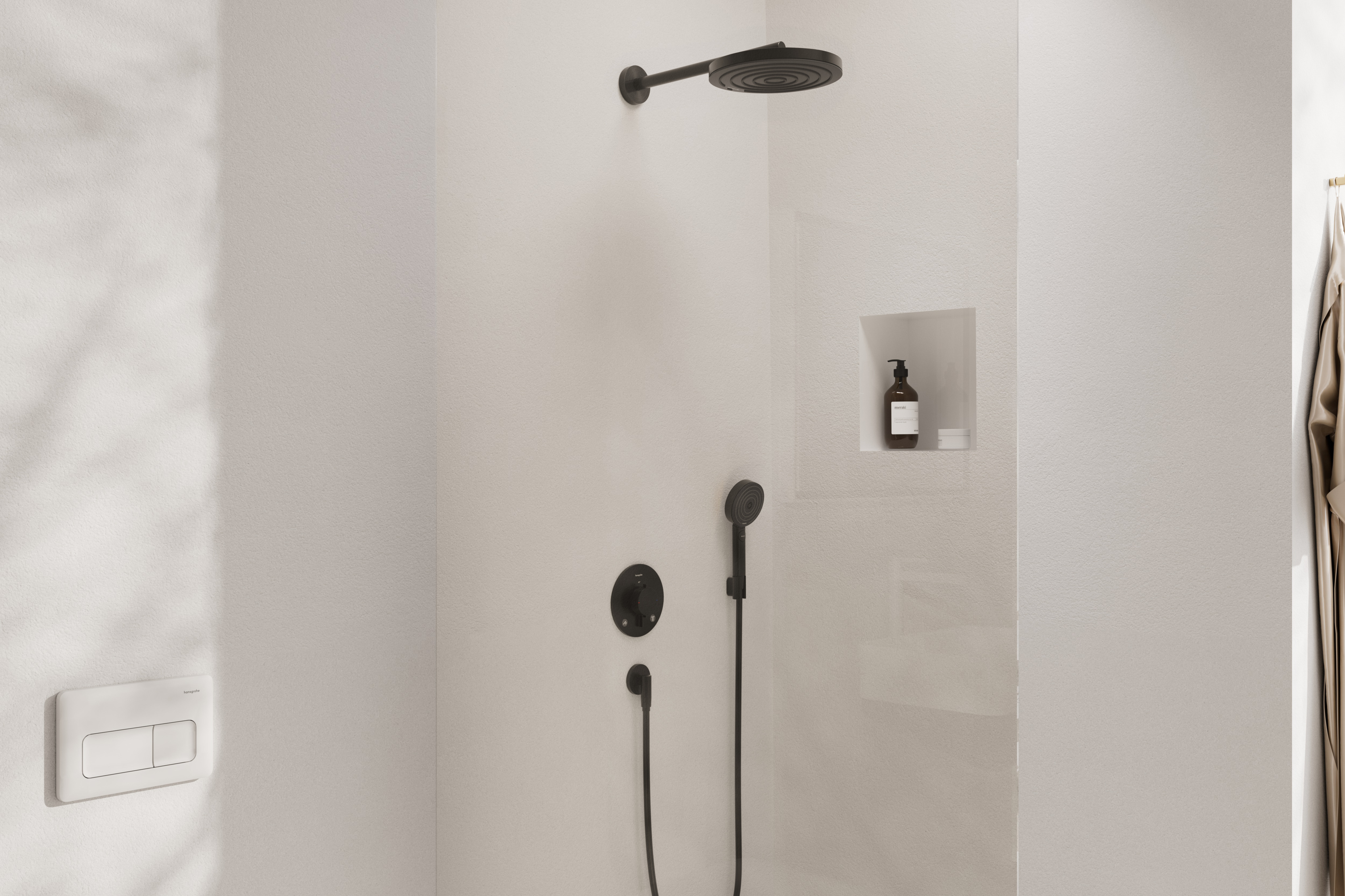 Close-up: Design ShowerSet 260 1jet with Ecostat Comfort S and basic set iBox universal 2 1