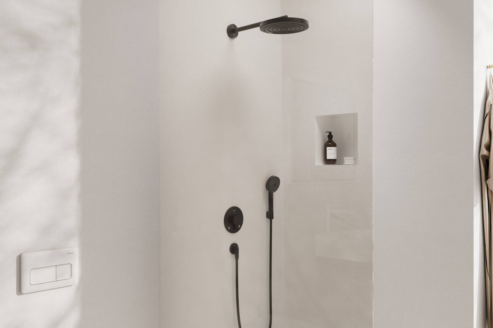 Close-up: Design ShowerSet 260 1jet with Ecostat Comfort S and basic set iBox universal 2 1