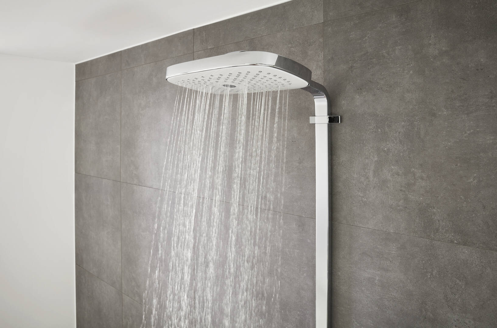 Close-up: Showerpipe 300 3jet with ShowerTablet Select 300 2