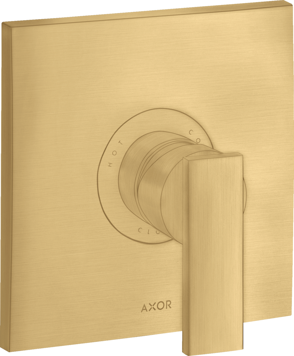 Single lever shower mixer for concealed installation with lever handle