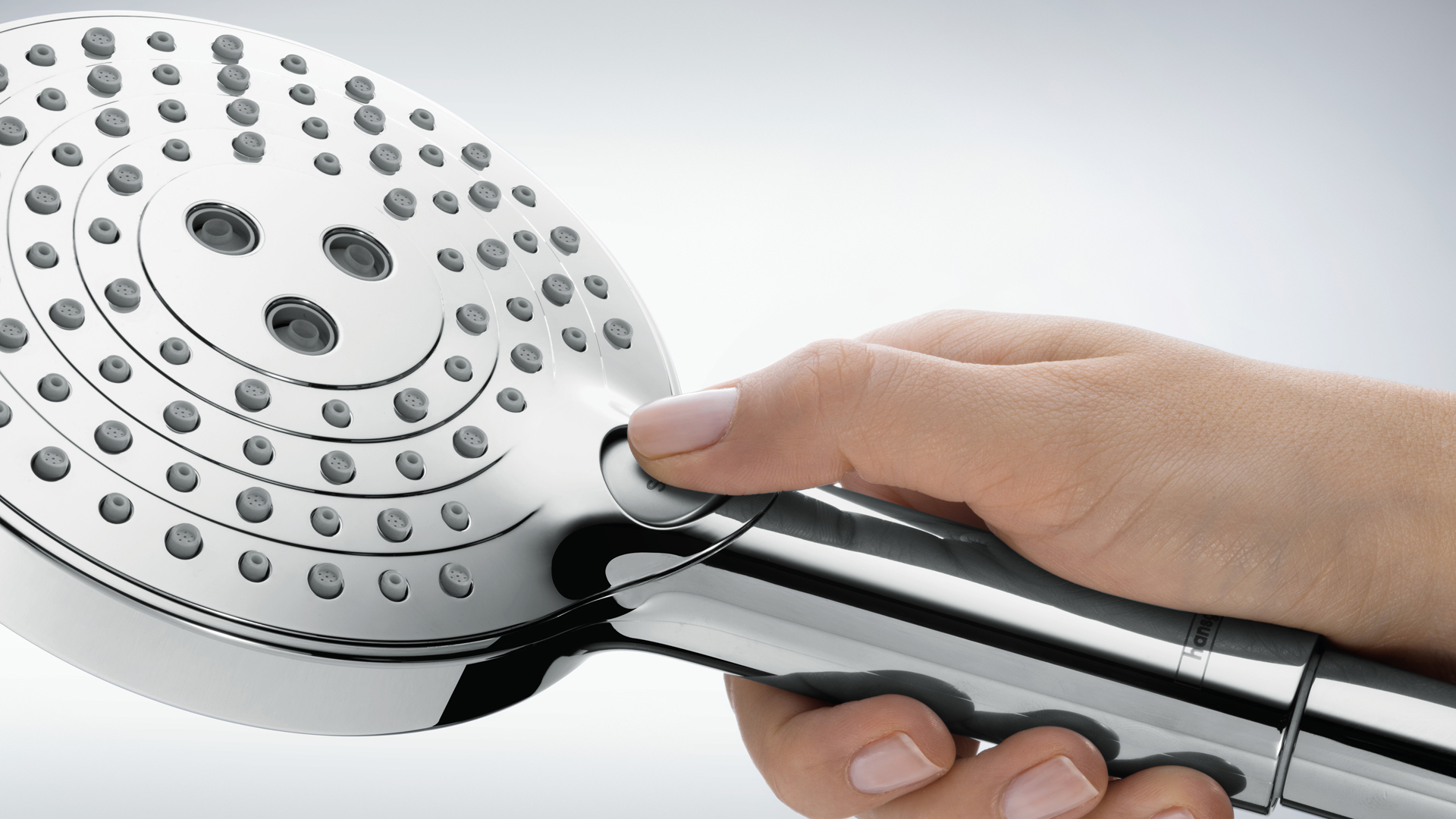 Технология Select в ванне: удобное переключение струи